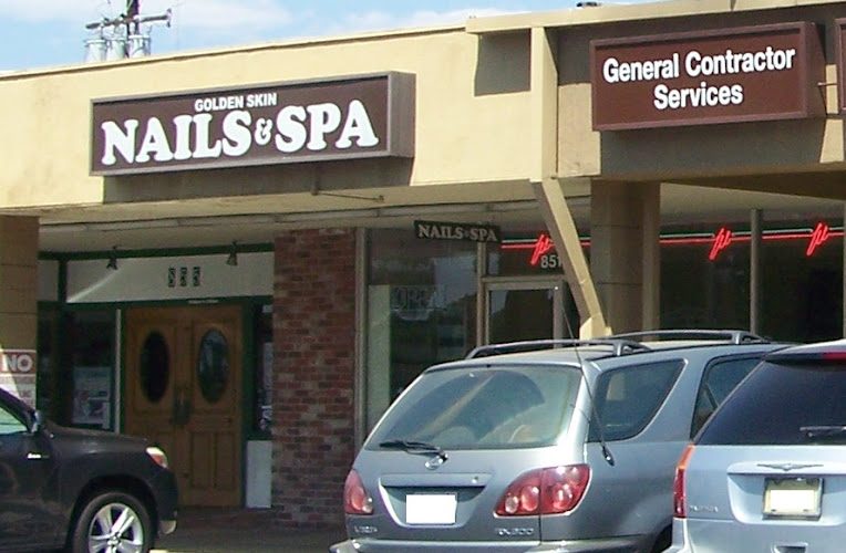 Golden Nails and Spa salon in Claremont